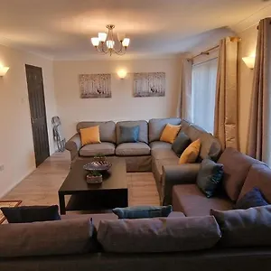 https://shirley-l-milton-cambridge-4-bedroom-house-newly-refurbished.cambridgehotelsuk.com
