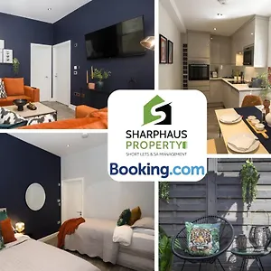Hidden 2-bed Oasis With Courtyard Garden By Sharphaus Short Lets & Serviced Management Apartment